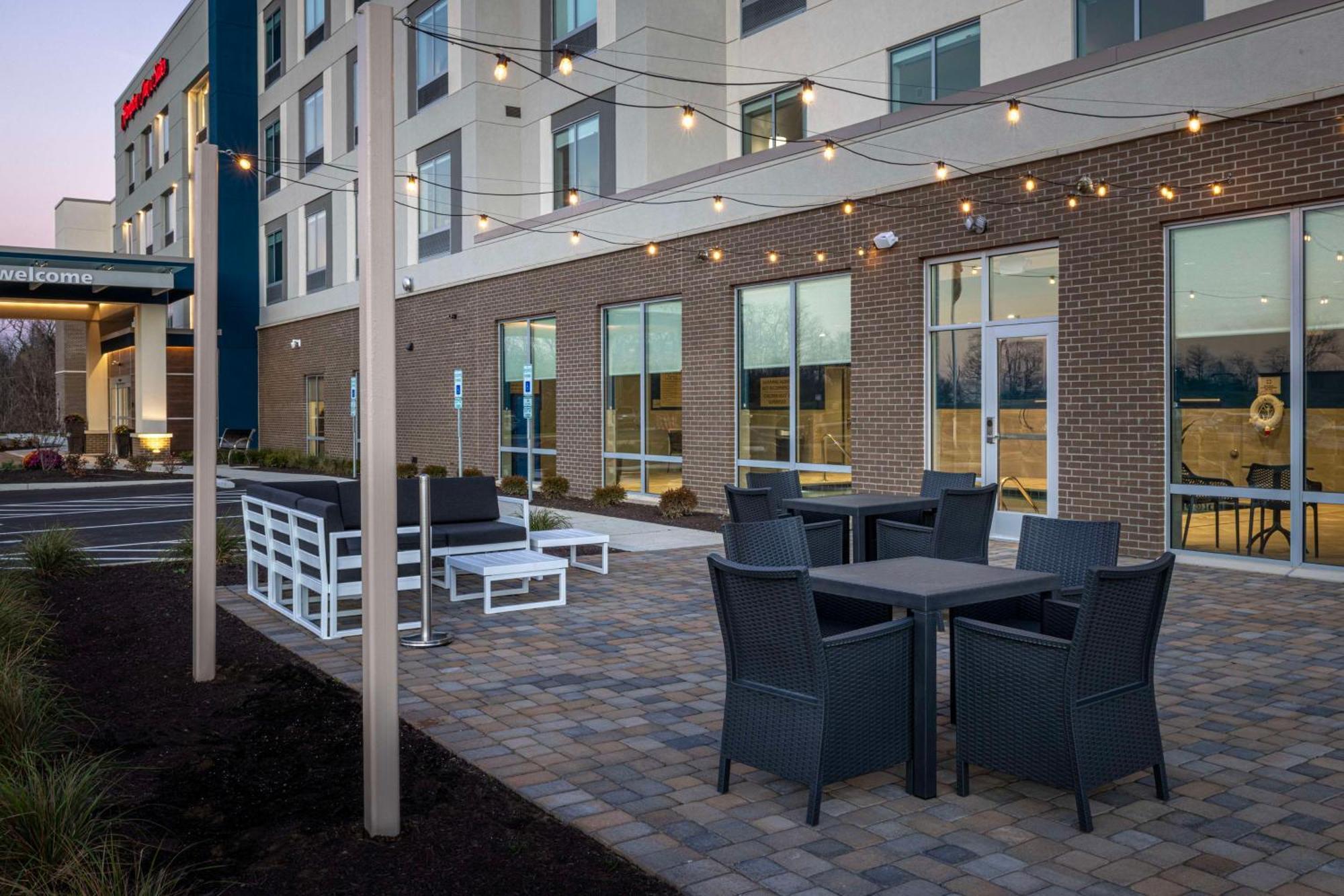 Hampton Inn & Suites Cincinnati West, Oh Dent Екстериор снимка